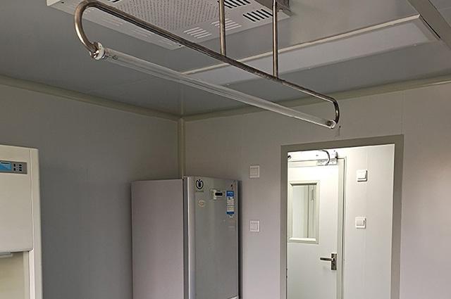 射線防護(hù)門(mén)的物理性質(zhì)及力學(xué)特性研究